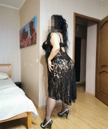 Со мной ты окунешься в мир наслаждения, страсти и невероятных ощущений. Мои услуги великолепны и разнообразны: от уникального эротического массажа и подозрительной ролевой игры до завораживающих оральных ласк и экспериментов с разными позами. Объединим наши фантазии и оживим их в реальности! 💋
Наши встречи будут полны взаимного удовольствия и беззаботности. Я знаю, как угодить мужчине и удовлетворить все его желания. Мои отзывы говорят сами за себя - я обеспечиваю только первоклассное обслуживание и полное удовлетворение! 💯
Смотрите мои фото и убедитесь в моей красоте и страстности. Я обладаю обольстительной фигурой и соблазнительным обличием, которые приведут тебя к вершине блаженства. ✨
Не упускай возможность окунуться в мир наслаждения и забыть обо всех заботах. Со мной ты погрузишься в океан наслаждения и кайфа. Жду тебя, мой шалун, чтобы стать для тебя твоей фантазией на одну ночь! 🌙😉 108, 37 лет